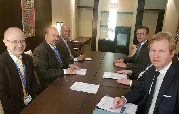 Finance Minister Meets with BNP Paribas Chairman